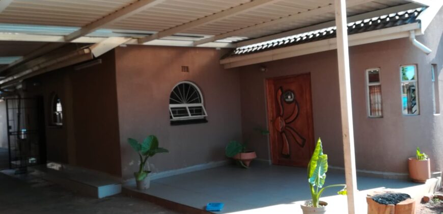 225 Old Spice Road,Zaks Park